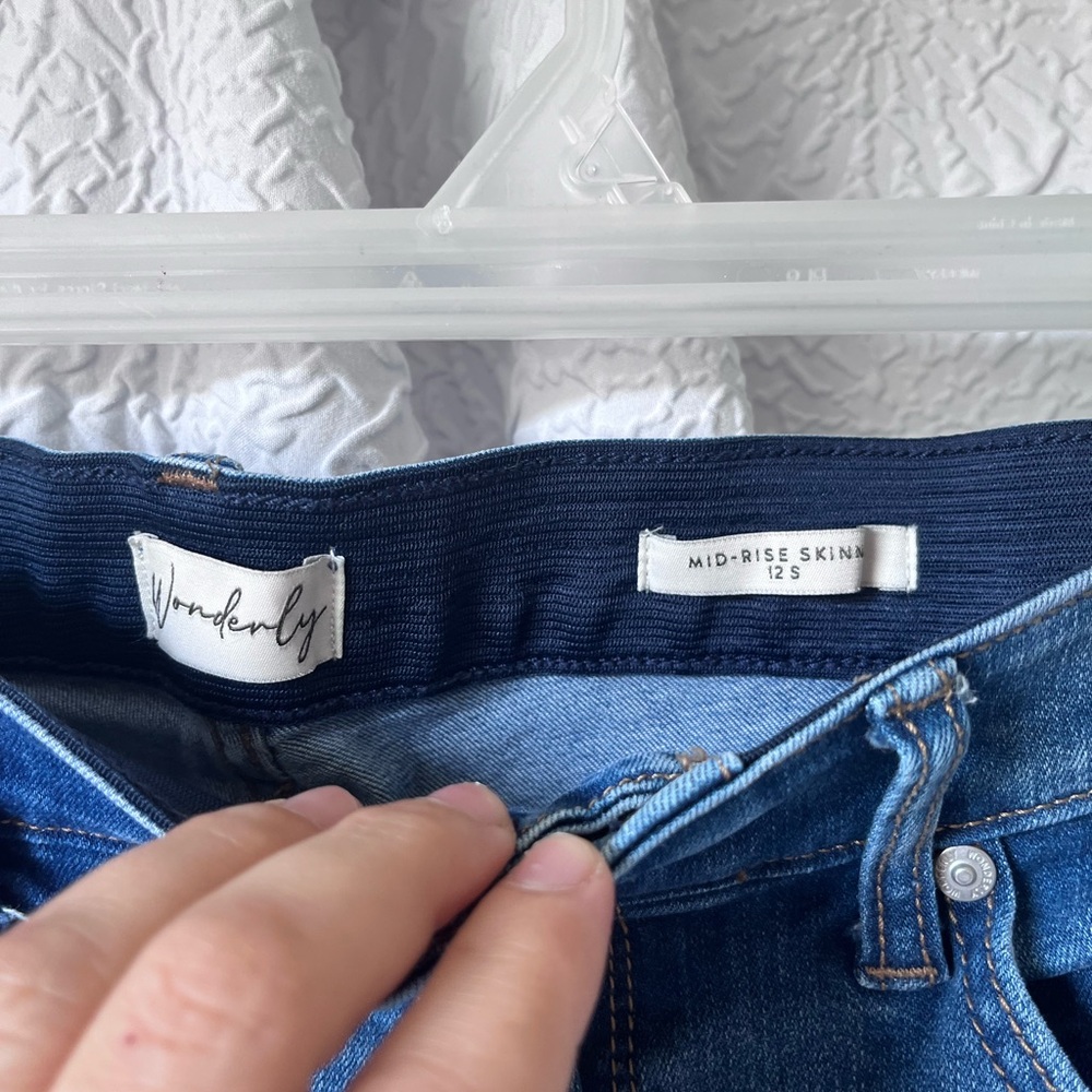 Women’s wonder jeans-
